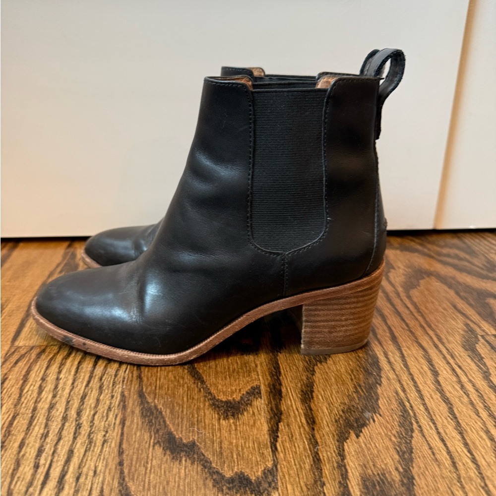 Madewell Black Leather Ankle Boots